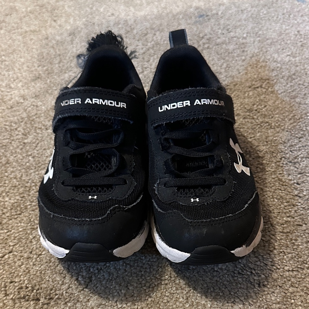 Under Armour Kids Black Sneakers